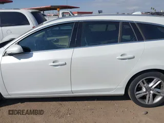 2015 Volvo V60 T5 Drive-E Platinum with VIN YV126MED5F1189283, listed as a IAAI auction lot 41422739 with 112,043 mi miles. Bid and sale history available at carsss.com. Image 14.