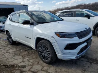 2022 Jeep Compass High Altitude with VIN 3C4NJDCBXNT100723, listed as a Copart auction lot 47873765 with 33,061 mi miles and Clean Title. Bid and sale history available at carsss.com. Image 4.