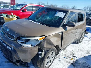 2014 Kia Soul with VIN KNDJN2A26E7103469, listed as a IAAI auction lot 41617998 with 116,170 mi miles. Bid and sale history available at carsss.com. Image 6.