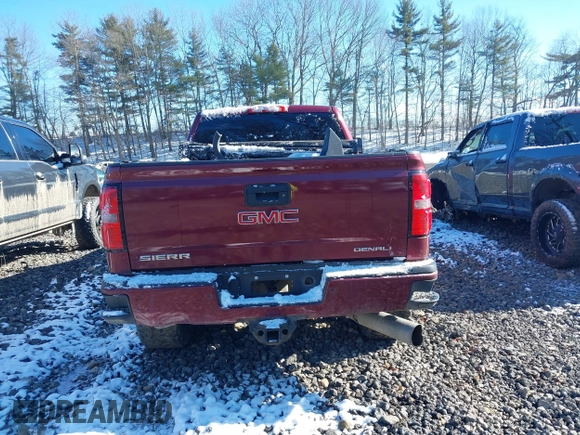 2015 GMC Sierra 2500HD Denali z VIN 1GT120E8XFF188285, wystawiony jako IAAI lot #41586993 z przebiegiem 141 691 mil mil oraz . Historia ofert i sprzedaży dostępna na DreamBid. Obrazek 17.