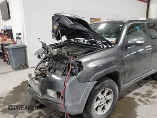 2010 Toyota 4Runner Trail with VIN JTEBU5JR7A5009561, listed as a IAAI auction lot 41543373 with Not Provided miles and . Bid and sale history available at DreamBid. Image 6.
