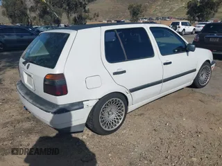 1997 Volkswagen Golf с VIN 3VWKB81H6VM030384, выставлен на аукционе IAAI как лот 41684593 с пробегом 223 869 миль миль и . История ставок и продаж доступна на DreamBid. Изображение 4.