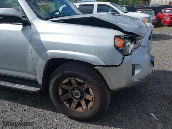 2017 Toyota 4Runner SR5 with VIN JTEBU5JR1H5443565, listed as a IAAI auction lot 41503001 with 57,183 mi miles. Bid and sale history available at carsss.com. Image 17.