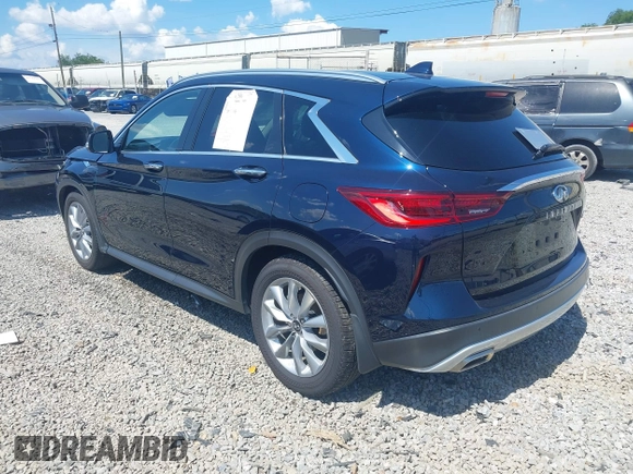 2022 Infiniti QX50 Luxe z VIN 3PCAJ5BA9NF108288, wystawiony jako IAAI lot #42646497 z przebiegiem 65 145 mil mil oraz . Historia ofert i sprzedaży dostępna na DreamBid. Obrazek 3.