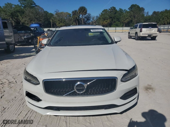 2017 Volvo S90 Momentum with VIN YV1102AK9H1008372, listed as a Copart auction lot 86663424 with 161,790 mi miles and Clean Title. Bid and sale history available at carsss.com. Image 5.