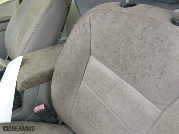 2008 Ford Escape Hybrid with VIN 1FMCU49HX8KE28560, listed as a IAAI auction lot 42103775 with 1 mi miles. Bid and sale history available at carsss.com. Image 12.