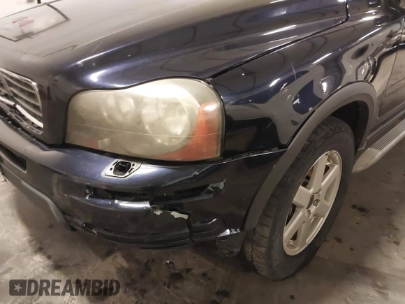 2007 Volvo XC90 I6 with VIN YV4CZ982671353700, listed as a IAAI auction lot 42011095 with 201,566 mi miles and . Bid and sale history available at DreamBid. Image 19.