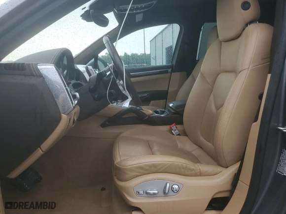 2018 Porsche Cayenne S with VIN WP1AB2A24JLA61084, listed as a Copart auction lot 55289314 with 68,053 mi miles. Bid and sale history available at carsss.com. Image 7.