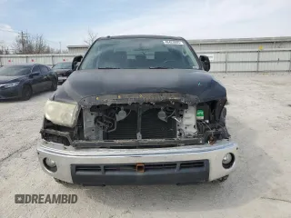 2010 Toyota Tundra z VIN 5TFDW5F15AX144925, wystawiony jako Copart lot #48423065 z przebiegiem 111 839 mil mil oraz Szkoda całkowita • Salvage title. Historia ofert i sprzedaży dostępna na DreamBid. Obrazek 5.