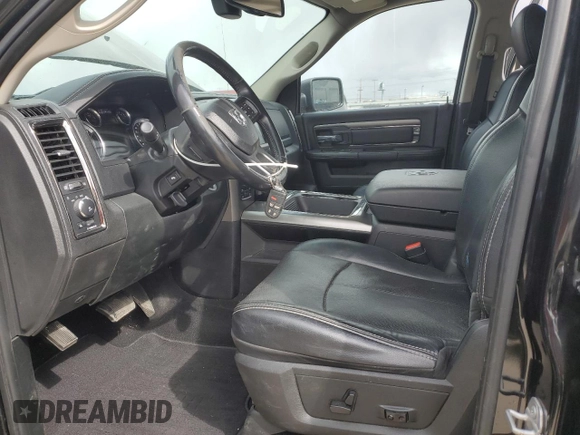 2018 Ram 1500 Night z VIN 1C6RR7MT0JS153033, wystawiony jako Copart lot #49237855 z przebiegiem 105 338 mil mil oraz Szkoda całkowita • Salvage title. Historia ofert i sprzedaży dostępna na DreamBid. Obrazek 7.