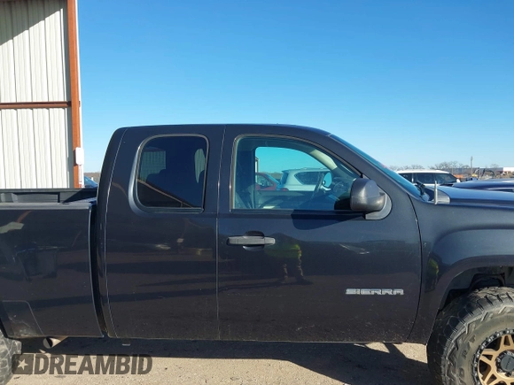 2012 GMC Sierra 1500 with VIN 1GTR1VEA3CZ292357, listed as a IAAI auction lot 41213216 with 179,150 mi miles and . Bid and sale history available at DreamBid. Image 13.