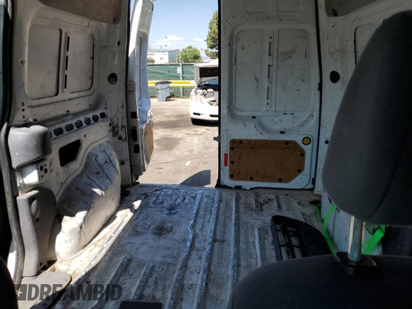 2010 Ford Transit Connect XL с VIN NM0LS7AN4AT019593, выставлен на аукционе Copart как лот 61385355 с пробегом 172 015 миль миль и Списание • Salvage title. История ставок и продаж доступна на DreamBid. Изображение 10.