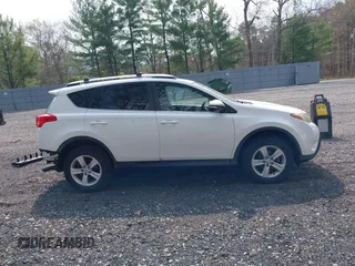 2013 Toyota RAV4 XLE with VIN 2T3RFREV1DW056321, listed as a IAAI auction lot 42082419 with 116,860 mi miles. Bid and sale history available at carsss.com. Image 13.