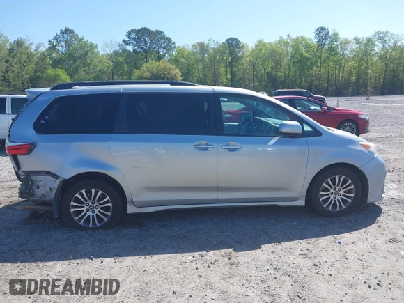 2019 Toyota Sienna XLE Auto Access Seat z VIN 5TDYZ3DC7KS006280, wystawiony jako IAAI lot #41987873 z przebiegiem 105 751 mil mil oraz . Historia ofert i sprzedaży dostępna na DreamBid. Obrazek 13.