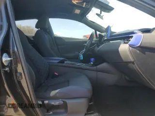 2022 Toyota C-HR XLE z VIN NMTKHMBX5NR141457, wystawiony jako Copart lot #52580545 z przebiegiem 29 345 mil mil oraz Szkody całkowita. Historia ofert i sprzedaży dostępna na DreamBid. Obrazek 7.