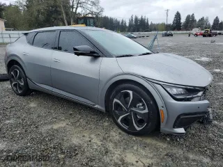 2023 Kia EV6 GT-Line with VIN KNDC4DLC5P5119755, listed as a Copart auction lot 52284784 with 5,559 mi miles and Salvage Title. Bid and sale history available at carsss.com. Image 4.