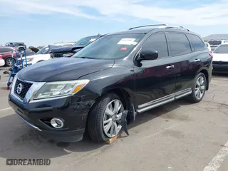 2013 Nissan Pathfinder SL with VIN 5N1AR2MN7DC615401, listed as a IAAI auction lot 41851881 with 150,266 mi miles. Bid and sale history available at carsss.com. Image 2.