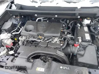 2020 Toyota RAV4 XLE with VIN 2T3P1RFV4LC117598, listed as a IAAI auction lot 41556701 with 38,447 mi miles. Bid and sale history available at carsss.com. Image 10.