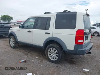 2006 Land Rover LR3 SE with VIN SALAE25416A396688, listed as a IAAI auction lot 42674297 with 252,129 mi miles and . Bid and sale history available at DreamBid. Image 3.