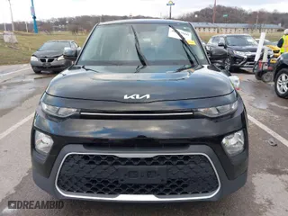 2022 Kia Soul LX with VIN KNDJ23AU7N7163132, listed as a IAAI auction lot 41137660 with 109,791 mi miles. Bid and sale history available at carsss.com. Image 12.