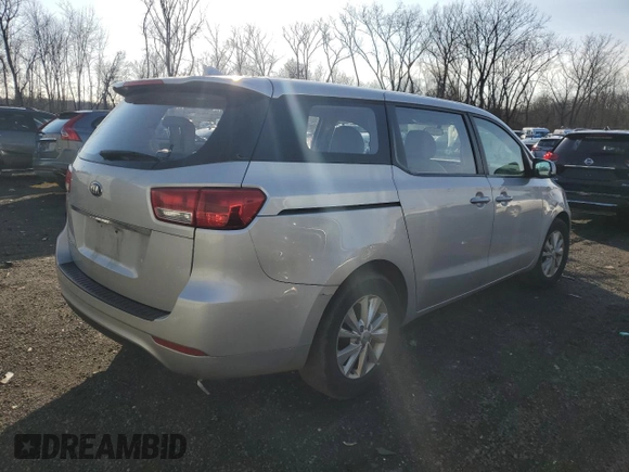 2018 Kia Sedona L with VIN KNDMA5C14J6400724, listed as a Copart auction lot 85656474 with 162,122 mi miles and Clean Title. Bid and sale history available at carsss.com. Image 3.