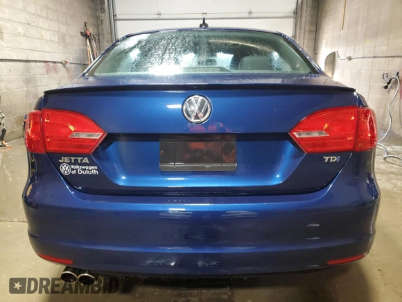 2011 Volkswagen Jetta TDI с VIN 3VWLL7AJ6BM110522, выставлен на аукционе Copart как лот 45751225 с пробегом 180 310 миль миль и Списание • Salvage title. История ставок и продаж доступна на DreamBid. Изображение 6.