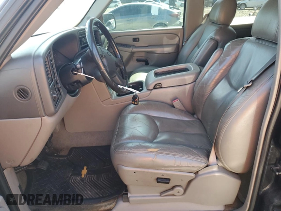 2004 Chevrolet Suburban LS with VIN 1GNFK16Z34J142771, listed as a Copart auction lot 50688535 with 222,370 mi miles and Salvage Title. Bid and sale history available at carsss.com. Image 7.