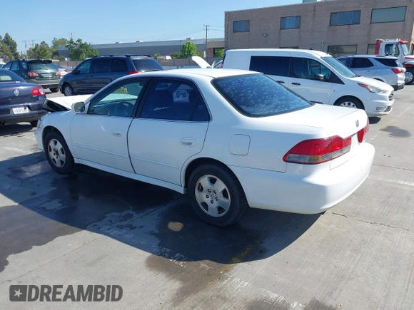 2001 Honda Accord EX z VIN 1HGCG16501A074615, wystawiony jako IAAI lot #42297708 z przebiegiem 187 936 mil mil oraz . Historia ofert i sprzedaży dostępna na DreamBid. Obrazek 3.