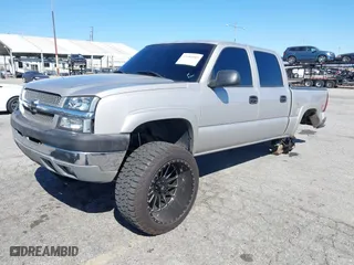 2005 Chevrolet Silverado 1500 LS with VIN 2GCEK13T351136405, listed as a IAAI auction lot 41684903 with 303,874 mi miles. Bid and sale history available at carsss.com. Image 16.
