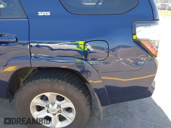 2017 Toyota 4Runner SR5 with VIN JTEBU5JR6H5470826, listed as a IAAI auction lot 42021376 with 60,460 mi miles and . Bid and sale history available at DreamBid. Image 6.