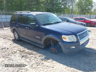 2006 Ford Explorer XLT z VIN 1FMEU63E86UA55006, wystawiony jako IAAI lot #42022451 z przebiegiem 193 673 mil mil oraz . Historia ofert i sprzedaży dostępna na DreamBid. Obrazek 1.