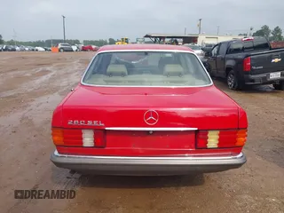 1985 Mercedes-Benz 300 with VIN WDB1260231A167225, listed as a IAAI auction lot 41955501 with 116,143 mi miles and . Bid and sale history available at DreamBid. Image 16.
