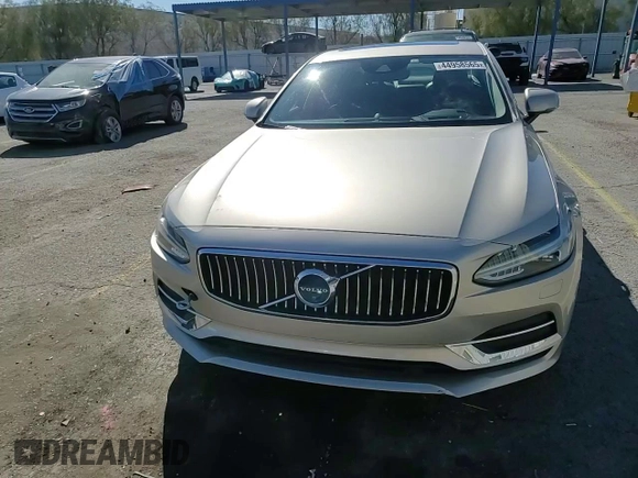 2018 Volvo S90 Inscription z VIN LVY992ML2JP005778, wystawiony jako Copart lot #44958565 z przebiegiem 71 110 mil mil oraz Szkoda całkowita • Salvage title. Historia ofert i sprzedaży dostępna na DreamBid. Obrazek 13.