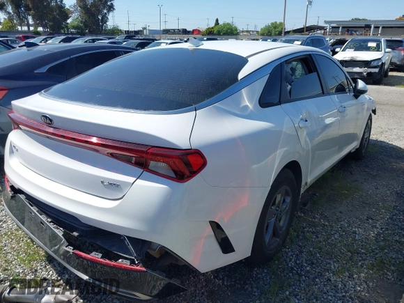 2021 Kia K5 LXS with VIN 5XXG14J26MG023130, listed as a IAAI auction lot 41818626 with 53,147 mi miles. Bid and sale history available at carsss.com. Image 4.