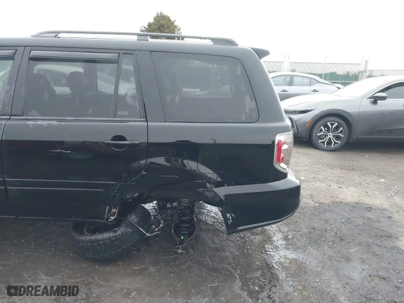 2008 Honda Pilot EX-L with VIN 5FNYF18768B035728, listed as a IAAI auction lot 41492820 with 118,420 mi miles. Bid and sale history available at carsss.com. Image 6.