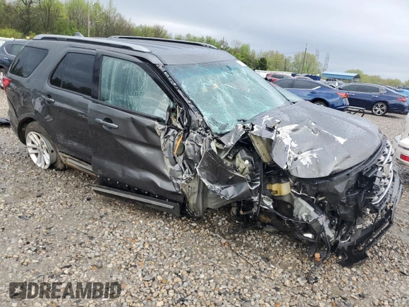 2017 Ford Explorer XLT with VIN 1FM5K7D84HGB68411, listed as a Copart auction lot 51478855 with 188,438 mi miles and Salvage Title. Bid and sale history available at DreamBid. Image 4.