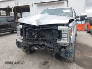 2018 Ford Super Duty F-250 SRW XL with VIN 1FT7W2BT1JEC54725, listed as a IAAI auction lot 41686825 with 50,756 mi miles. Bid and sale history available at carsss.com. Image 6.