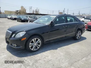 2010 Mercedes-Benz E 350 Luxury z VIN WDDHF5GB4AA219258, wystawiony jako Copart lot #59012985 z przebiegiem 190 396 mil mil oraz Szkoda całkowita • Salvage title. Historia ofert i sprzedaży dostępna na DreamBid. Obrazek 1.