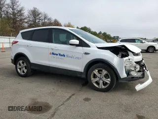 2015 Ford Escape SE with VIN 1FMCU9GX5FUB32807, listed as a Copart auction lot 77931094 with 111,212 mi miles and Non Repairable. Bid and sale history available at carsss.com. Image 4.