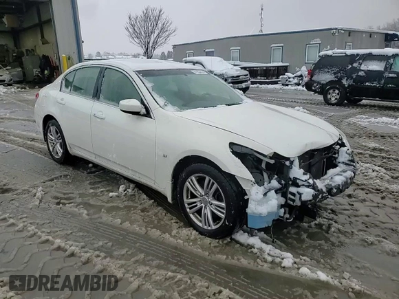 2015 Infiniti Q40 with VIN JN1CV6AR4FM524190, listed as a Copart auction lot 81953024 with 94,821 mi miles and Salvage Title. Bid and sale history available at carsss.com. Image 14.