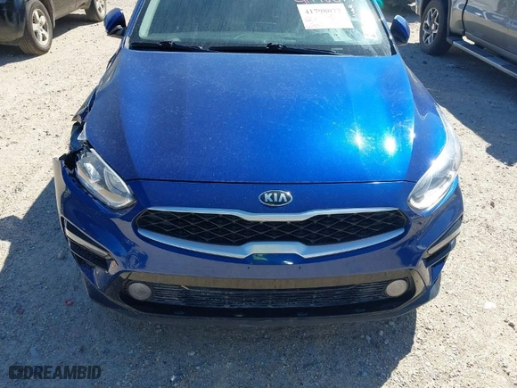2021 Kia Forte LXS with VIN 3KPF24AD2ME372904, listed as a IAAI auction lot 41798077 with NaN miles. Bid and sale history available at carsss.com. Image 12.