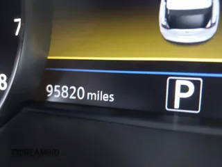 2016 Nissan Murano S z VIN 5N1AZ2MH1GN126009, wystawiony jako IAAI lot #42317308 z przebiegiem 95 820 mil mil oraz . Historia ofert i sprzedaży dostępna na DreamBid. Obrazek 16.