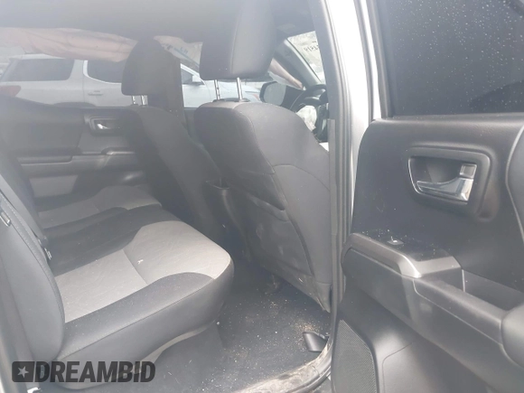 2023 Toyota Tacoma SR5 z VIN 3TMDZ5BN2PM164497, wystawiony jako IAAI lot #42034519 z przebiegiem 25 451 mil mil oraz . Historia ofert i sprzedaży dostępna na DreamBid. Obrazek 8.