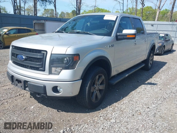 2013 Ford F-150 XL z VIN 1FTFW1EF6DFA64381, wystawiony jako IAAI lot #42159695 z przebiegiem 218 330 mil mil oraz . Historia ofert i sprzedaży dostępna na DreamBid. Obrazek 17.