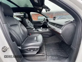 2018 Audi Q7 Premium Plus with VIN WA1LHAF73JD015855, listed as a Copart auction lot 55078225 with 165,094 mi miles and Clean Title. Bid and sale history available at carsss.com. Image 5.