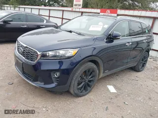 2020 Kia Sorento EX V6 with VIN 5XYPHDA56LG682082, listed as a IAAI auction lot 41170673 with 31,839 mi miles. Bid and sale history available at carsss.com. Image 2.