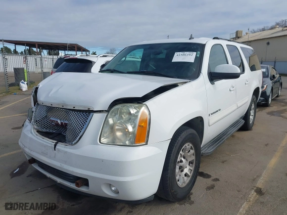2007 GMC Yukon XL SLE with VIN 1GKFC16J17R243513, listed as a IAAI auction lot 41506292 with 163,976 mi miles. Bid and sale history available at carsss.com. Image 19.