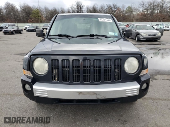 2010 Jeep Patriot Limited with VIN 1J4NF4GB0AD511652, listed as a Copart auction lot 82161234 with 173,164 mi miles and Clean Title. Bid and sale history available at carsss.com. Image 5.