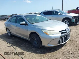 2015 Toyota Camry XLE with VIN 4T4BF1FKXFR515855, listed as a IAAI auction lot 41847812 with 217,317 mi miles. Bid and sale history available at carsss.com. Image 1.