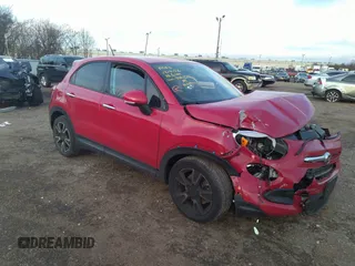 2016 FIAT 500X Easy z VIN ZFBCFXBT2GP346275, wystawiony jako IAAI lot #35337181 z przebiegiem 50 814 mil mil oraz . Historia ofert i sprzedaży dostępna na DreamBid. Obrazek 1.